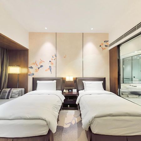 Hotel Doubletree By Hilton Ningbo Beilun Esterno foto